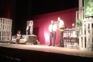 Clou la Primera Mostra de Teatre Amateur de Campdevànol amb 'Diner negre'
