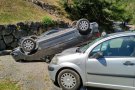 Accident espectacular sense ferits a l'estacionament de Beget
