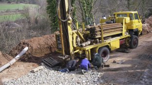 Perforació d’un pou a la comarca de l’Anoia