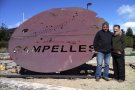 Campelles ja llueix l'escultura de Domènec Batalla
