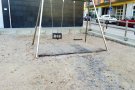El grup socialista de Ripoll denuncia el mal estat de la Plaça de la sardana