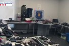 Detingut un estiuejant de Planoles, amb el major arsenal d'armes il·legals mai detectat a Catalunya