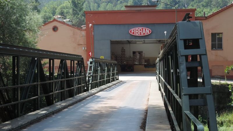 Fibran Group té centres de producció a Sant Joan de les Abadesses i Ripoll