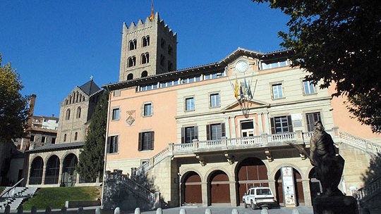Ripoll modifica la reserva del traçat de la variant est