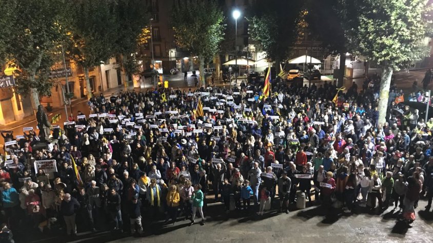 Concentració en rebuig a la sentència a Ripoll, amb unes 600 persones
