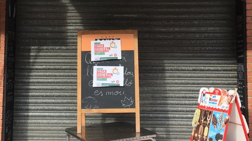 El comerç és un dels sectors que més ha secundat la vaga