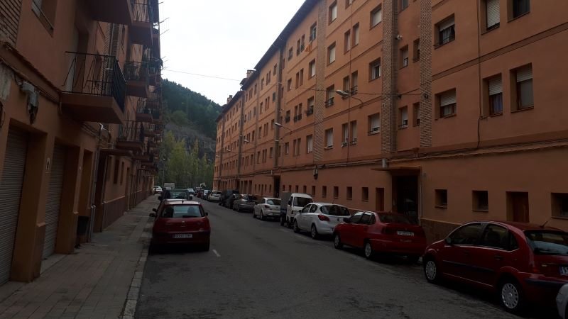 L'ajuntament no descarta arribar a un acord amb els veïns abans de plantejar-se una consulta sobre el canvi de nom