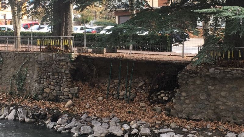 Imatge d'arxiu de la part del mur de la zona del passeig Guimerà que es va haver de reparar d'urgència