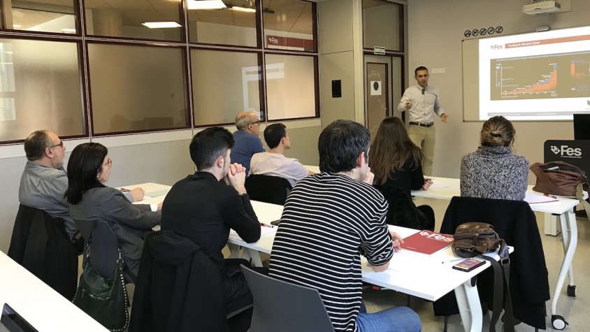 Intervenció de diferents ponents a la jornada