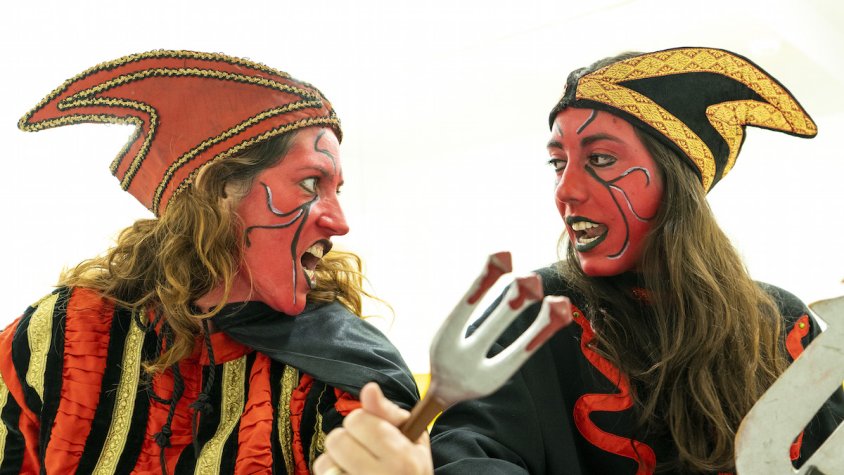 Laura Serres i Laia Motos interpretaran aquest any a Llucifer i Satanàs juntes en una de les funcions