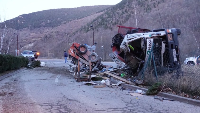 No hi van haver ferits greus en aquest espectacular accident