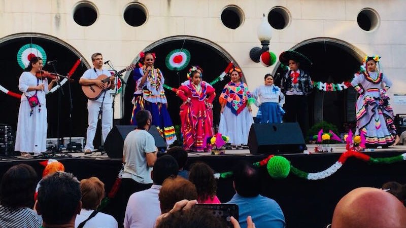 La festivitat va aplegar mexicans d'arreu