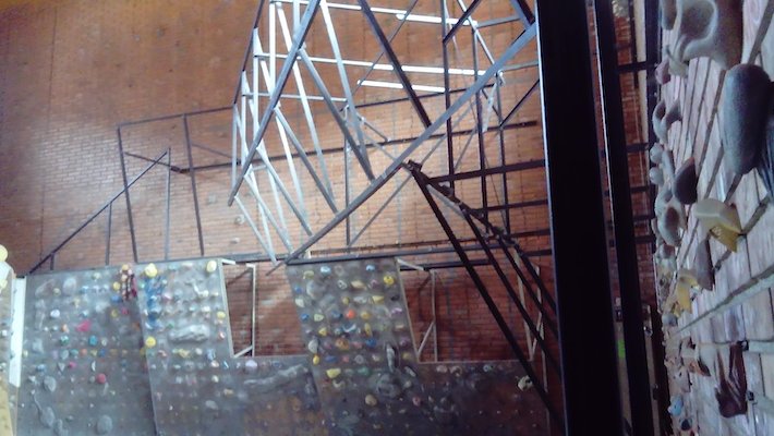 El rocòdrom municipal de Ripoll s'està actualitzant