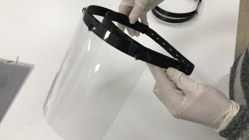 Hi ha dos models de viseres i s'espera poder-ne distribuir 300 aquesta setmana