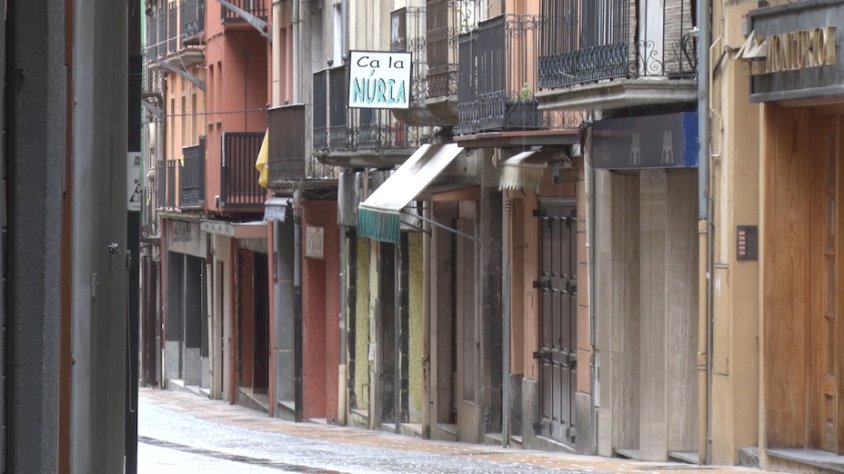 Els comerços proposen alternatives per poder seguir comprant