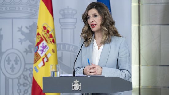 La ministra de Treball detalla el permís retribuït recuperable