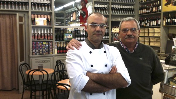 Pastisseria Salvat s'ha adherit a la campanya 'cap nen sense mona'