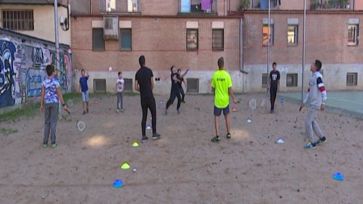 El bàdminton és una de les novetats de la tercera edició del "Lleure a les places" a Ripoll