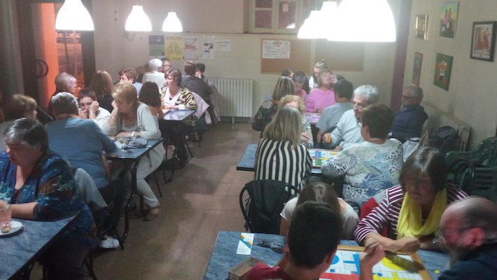 75 parelles en la primera jornada del campionat de parxís a Ripoll