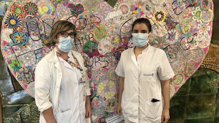 Núria Gomis i Anna Martínez, infermeres a l'hospital comarcal
