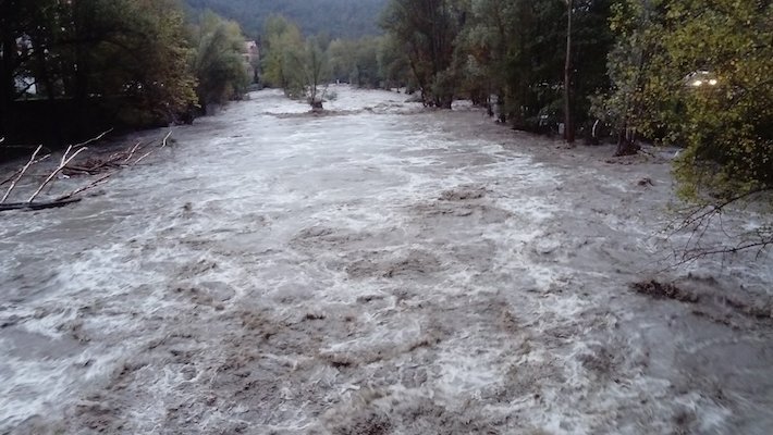 El riu Ter al seu pas per la Colònia Santa Maria de Ripoll