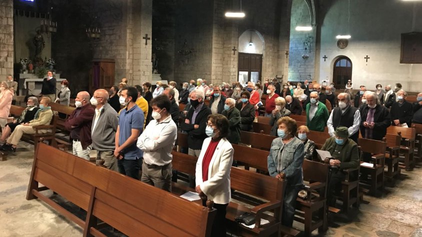 Missa amb molta assistència a la parròquia de Santa Maria de Camprodon per celebrar Sant Antoni