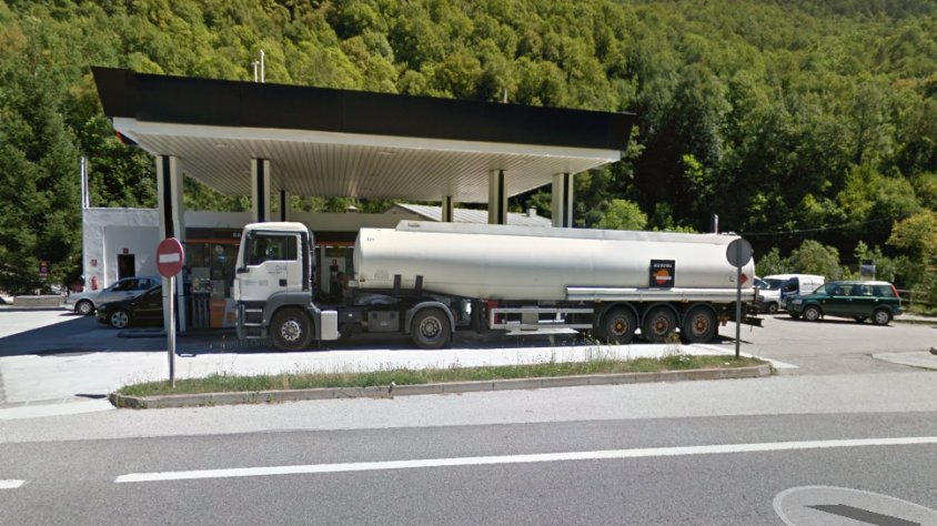 La benzinera on es va produir el robatori per encastament