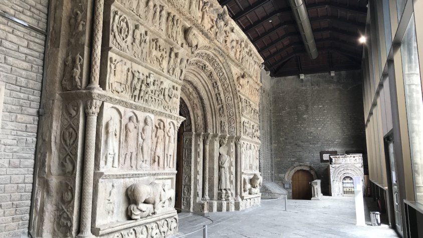 El monestir ripollès es tanca a la visita turística