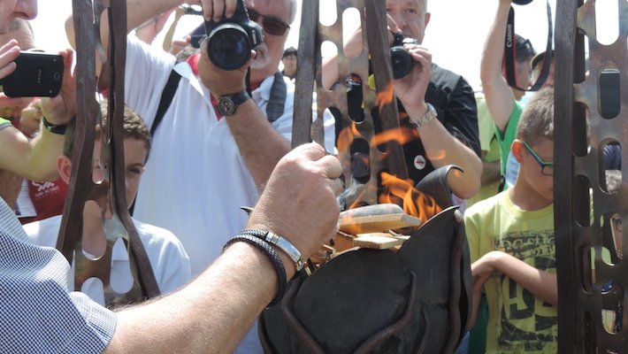 La Flama del Canigó que ha d'encendre el Ripollès per la Revetlla