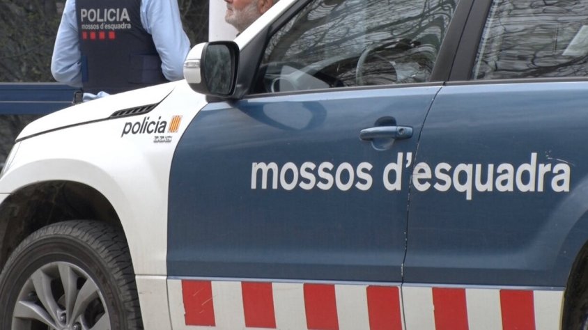 Els Mossos treballen per recopilar tota la informació del succés ocorregut aquesta matinada