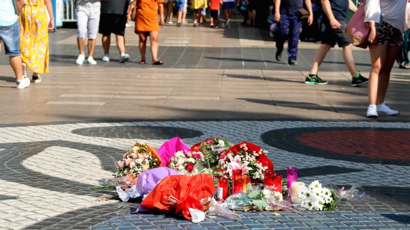 Un record a les víctimes a la Rambla de Barcelona