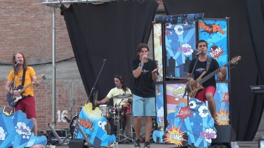 Els Superherois durant el concert a Ripoll
