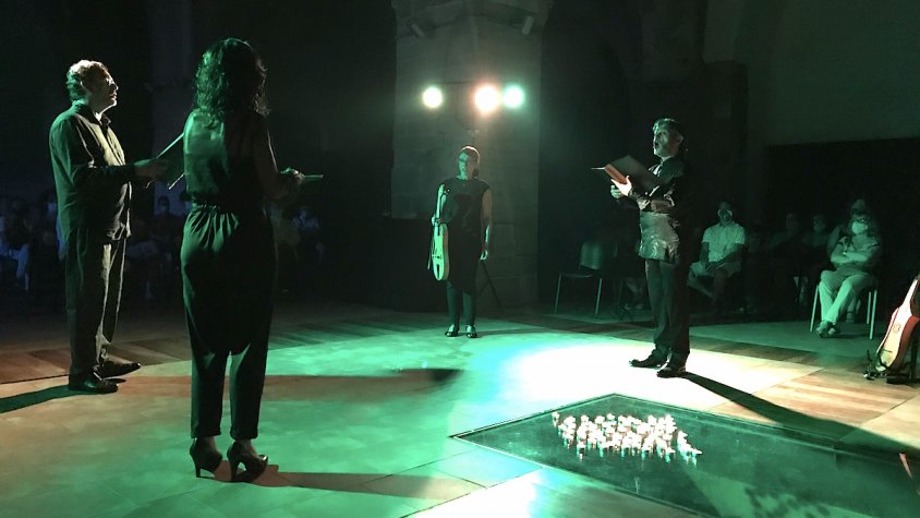 Escenografia i composició del concert especials per a l'ocasió