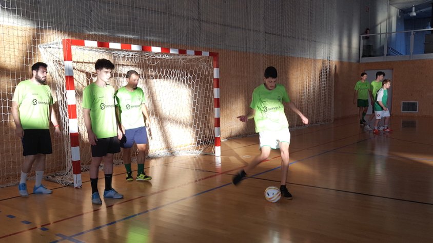 Un moment del primer entrenament de pretemporada