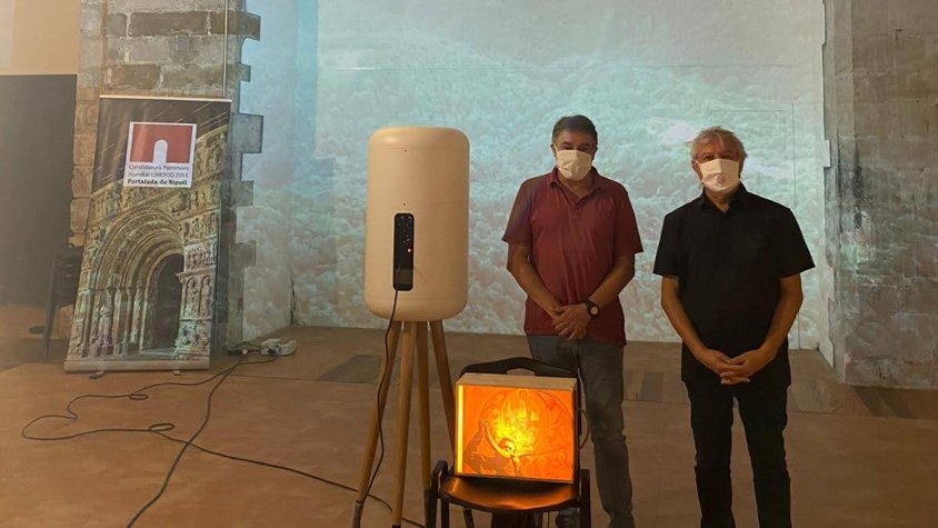 Jordi Munell i Gerard Zucchetto a l'església de Sant Pere