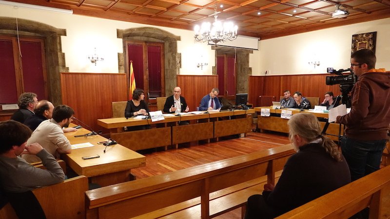 Sessió plenària extraordinària a l'ajuntament de Camprodon