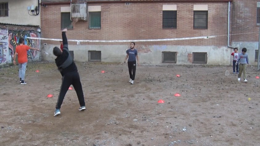 Els joves de Ripoll tenen la oportunitat de practicar esports diferents cada setmana