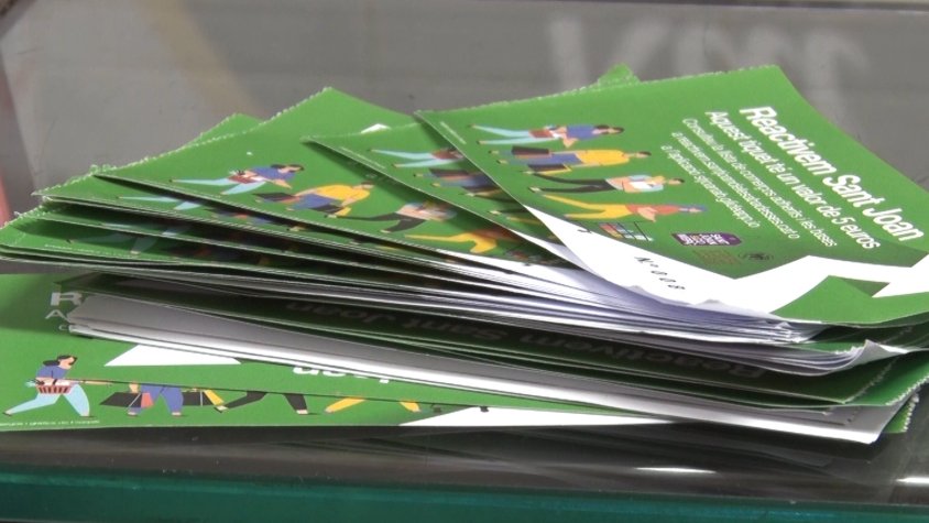 'Reactivem Sant Joan' ha distribuït vals que es poden bescanviar als comerços adherits a la iniciativa