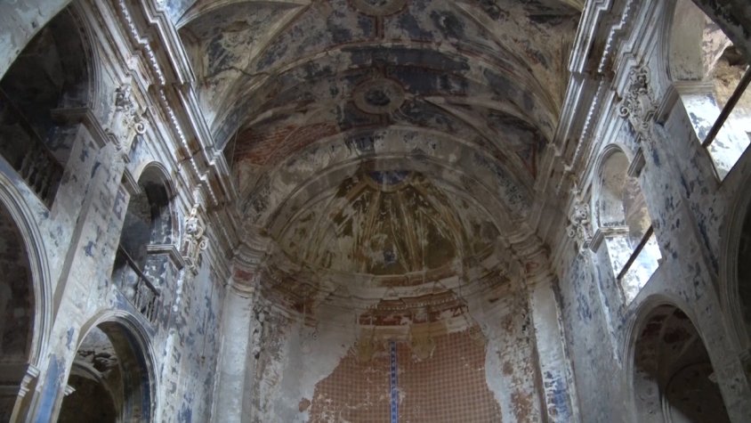 L'interior de l'església