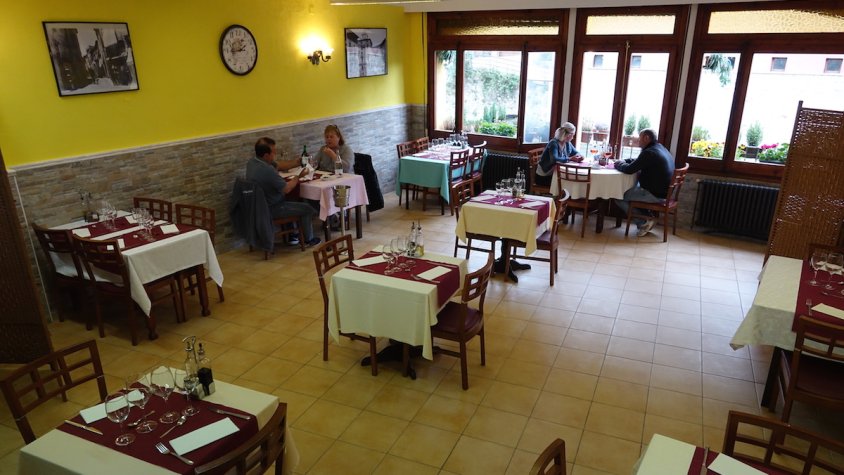 La restauració podria tornar a obrir al 30% i fins les 17h des del dilluns vinent