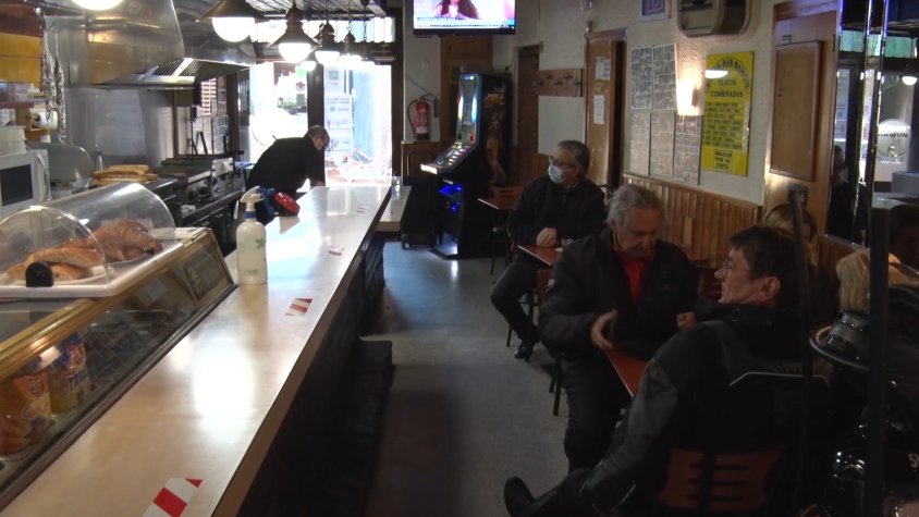 Amplien una hora el seu horari d'obertura