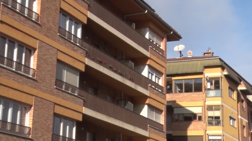 Actualment Ripoll pateix una problemàtica en matèria d'habitatge