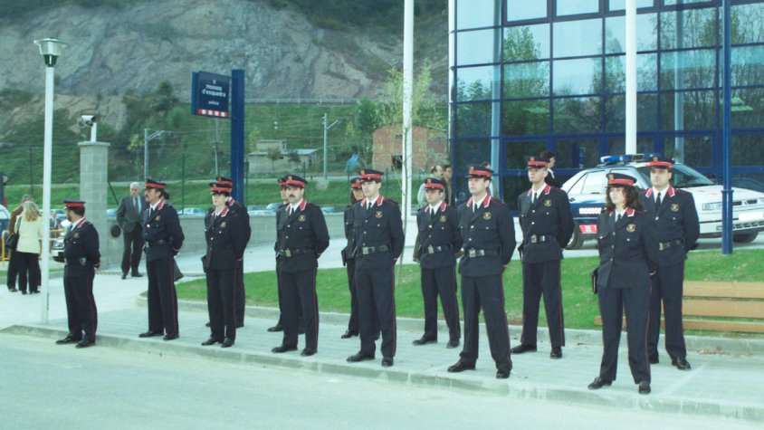 El dia de la inauguració de la comissaria de Ripoll