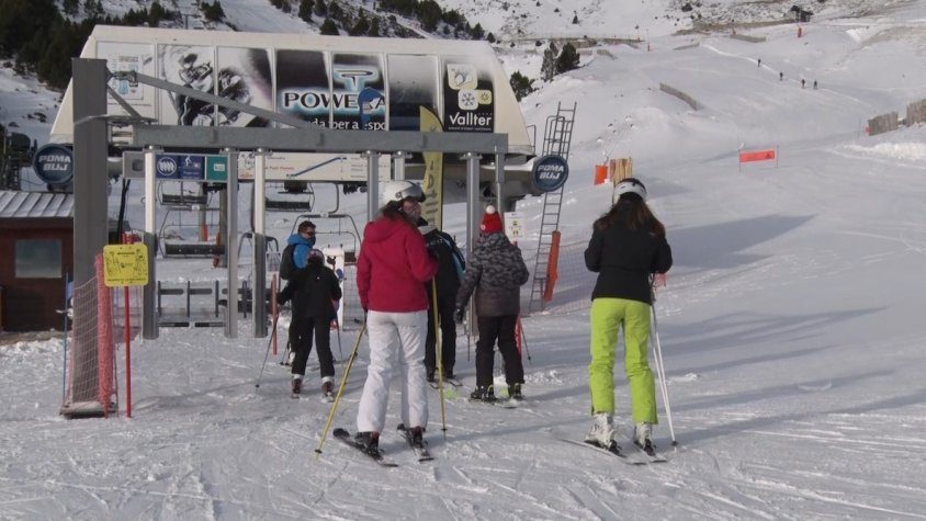 Esquiadors del Ripollès a Vallter 2000 aquest diumenge