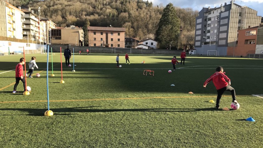 Un entrenament de la FEC Vall del Ter a Sant Joan de les Abadesses aquest dimecres