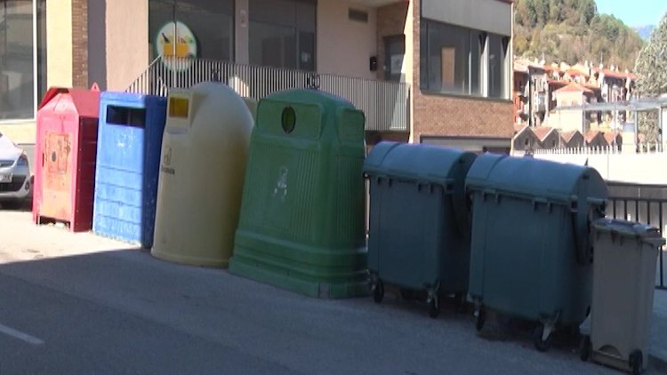 L'ajuntament de Ripoll recorda que la via pública s'ha de mantenir en les millors condicions per un Ripoll més nét