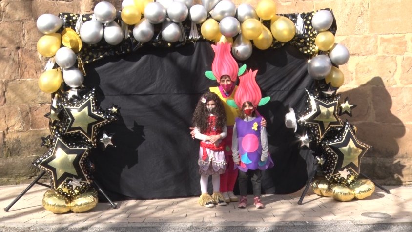 Un grup de persones disfressades en un dels photocalls