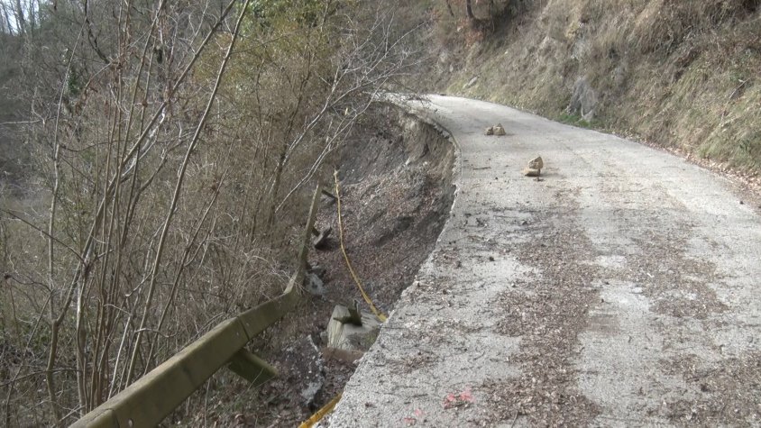 Un dels trams que ha estat danyat per l'esllavissada de l'estiu i que ha provocat el tall del camí