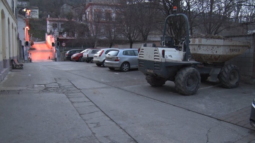 Estat actual del carrer durant les obres que preveuen acabar a finals de març