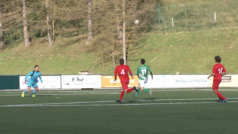 El Camprodon va debutar en lliga a casa contra el Besalú, durant el passat mes d'octubre